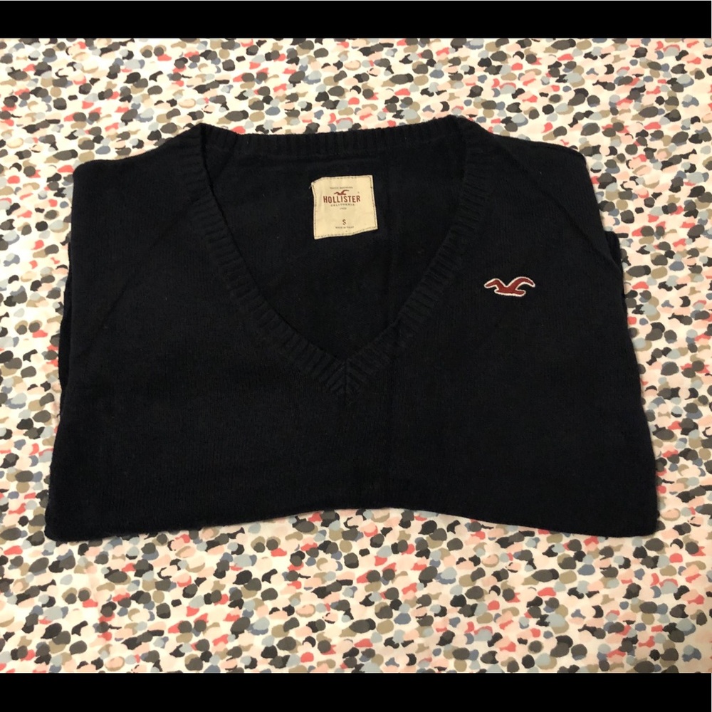 Navy Blue V Neck Hollister Sweater